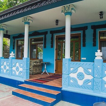 Resedinta Rotundu Bed & Breakfast Butuceny Exterior photo