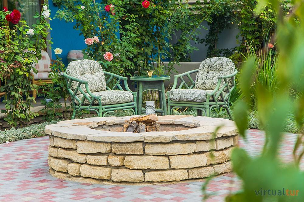 Resedinta Rotundu Bed & Breakfast Butuceny Exterior photo