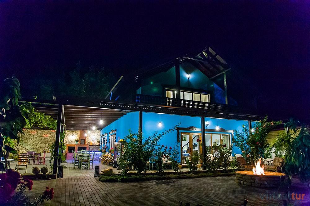 Resedinta Rotundu Bed & Breakfast Butuceny Exterior photo